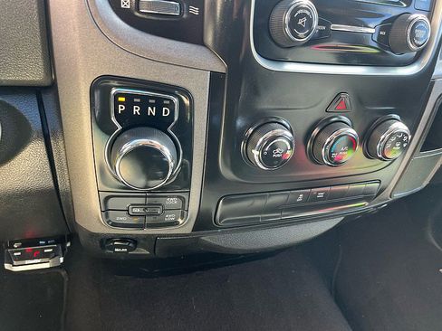 Used 2018 RAM 1500 Express w/ Express Value Package AWD/4WD image 25