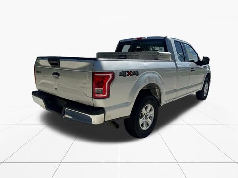 Used 2017 Ford F150 XLT AWD/4WD image 8