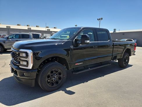 New 2026 Ford F350 Lariat w/ Black Appearance Package AWD/4WD image 5