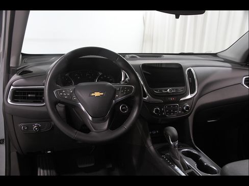 Certified 2024 Chevrolet Equinox LT FWD image 6