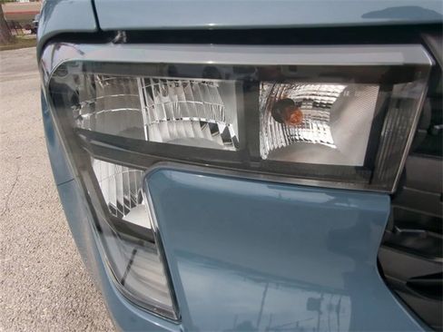 New 2025 Ford Maverick XLT w/ XLT Luxury Package image 11