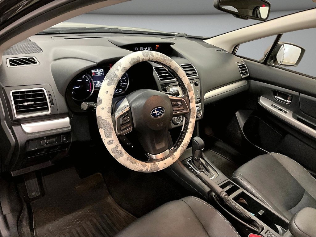 Used 2015 Subaru Crosstrek 2.0i Limited AWD/4WD image 16