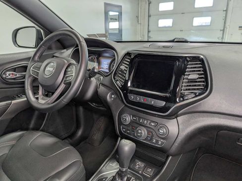 Used 2019 Jeep Cherokee High Altitude AWD/4WD image 44