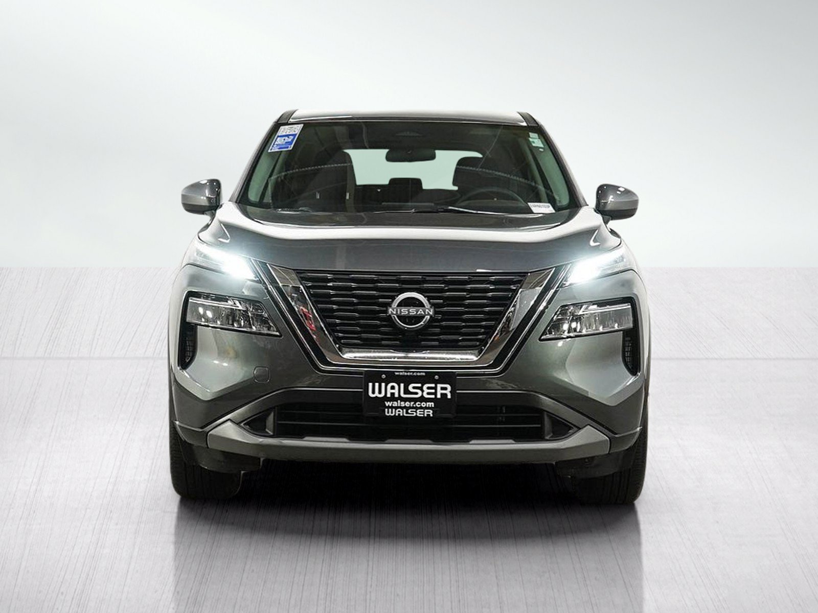 Used 2023 Nissan Rogue SV AWD/4WD image 9