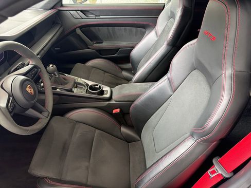 Used 2022 Porsche 911 GT3 RWD image 2