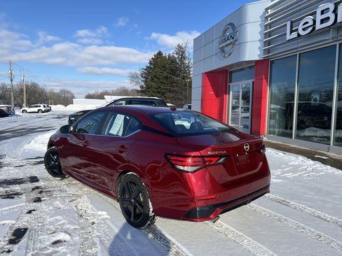 Certified 2024 Nissan Sentra SR w/ SR Premium Package image 8