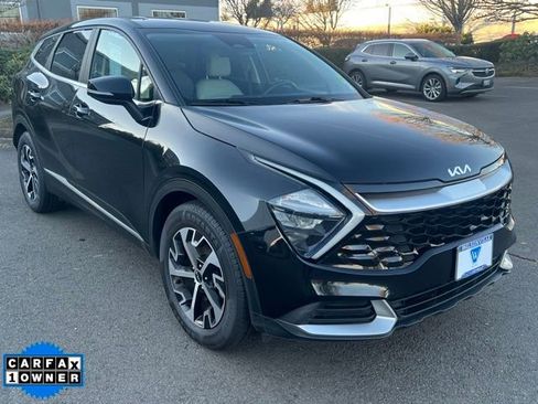 Used 2023 Kia Sportage EX image 1