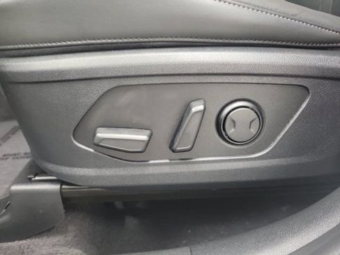 Certified 2023 Kia Sorento S FWD image 21