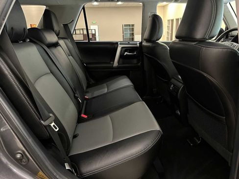 Certified 2021 Toyota 4Runner SR5 Premium w/ Moonroof Package AWD/4WD image 25