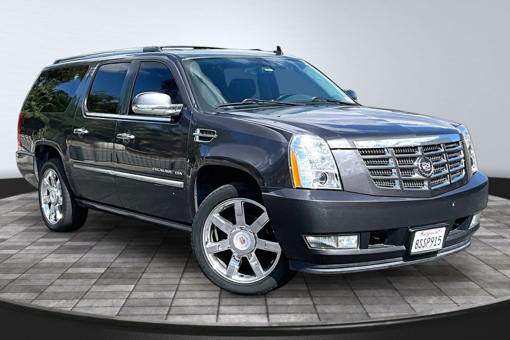 Used 2011 Cadillac Escalade ESV Premium RWD image 36