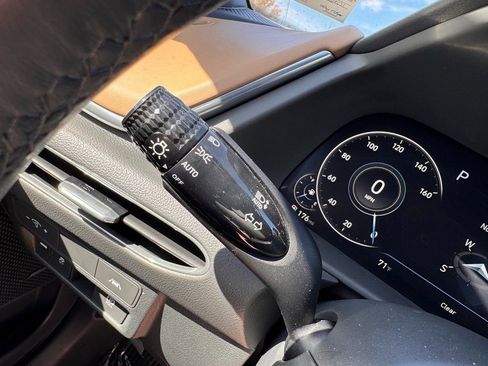 Used 2023 Hyundai Sonata Limited image 41