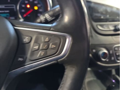 Used 2017 Chevrolet Malibu Premier image 27