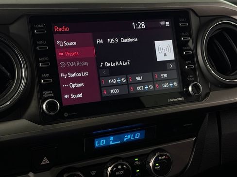 Used 2023 Toyota Tacoma SR5 AWD/4WD image 18