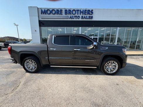Used 2019 GMC Sierra 1500 Denali w/ Denali Ultimate Package AWD/4WD image 1