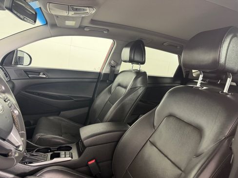 Used 2016 Hyundai Tucson Limited w/ Option Group 03 FWD image 10