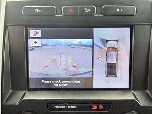 Used 2019 Ford F250 Lariat w/ Lariat Value Package image 23