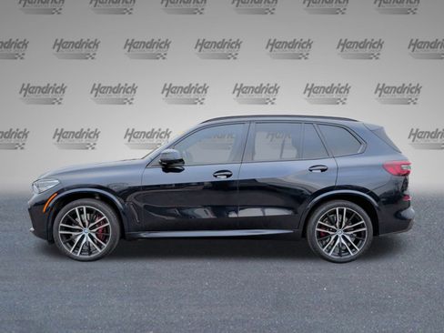 Used 2021 BMW X5 M50i image 10