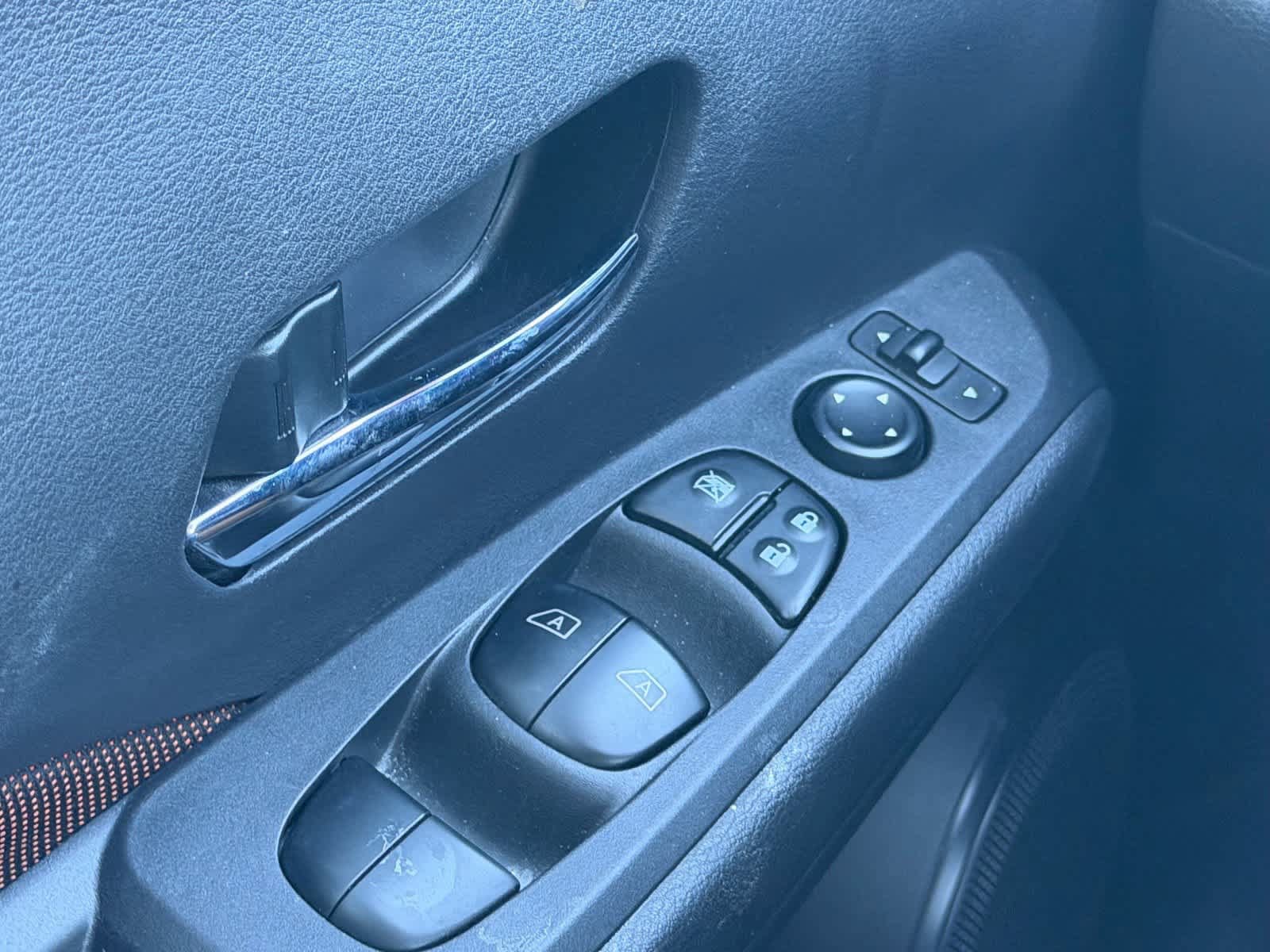 Used 2023 Nissan Kicks SR FWD image 20