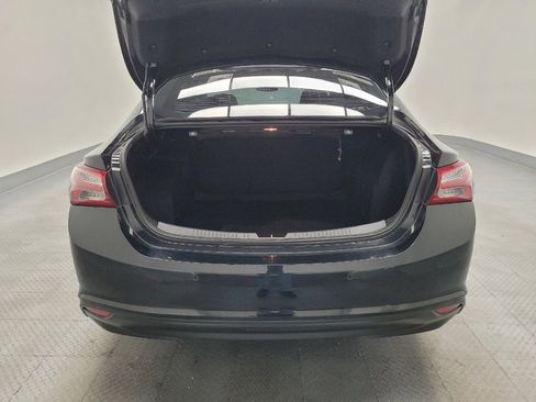 Used 2021 Chevrolet Malibu LT FWD image 29