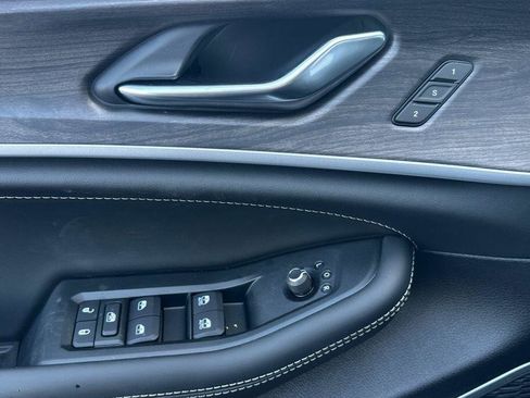 New 2026 Jeep Grand Cherokee Limited image 11