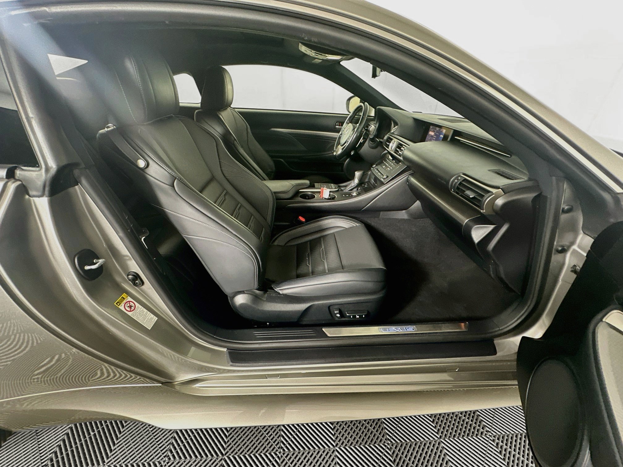 Used 2016 Lexus RC 300 AWD image 28