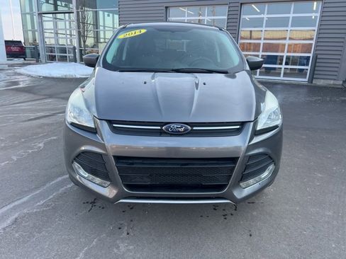 Used 2014 Ford Escape SE image 2