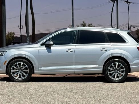 Used 2019 Audi Q7 3.0T Premium Plus AWD/4WD image 4