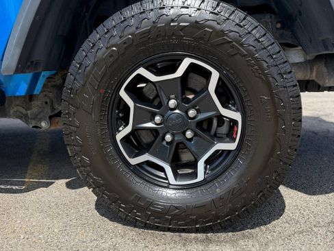 Used 2020 Jeep Gladiator Rubicon AWD/4WD image 31