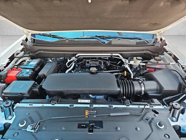 New 2026 Chevrolet Colorado Z71 w/ Z71 Convenience Package 2 AWD/4WD image 17