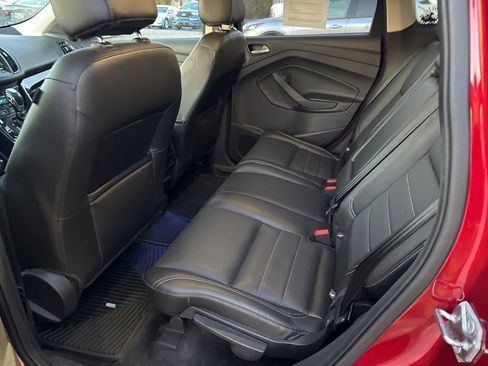 Used 2014 Ford Escape Titanium image 38