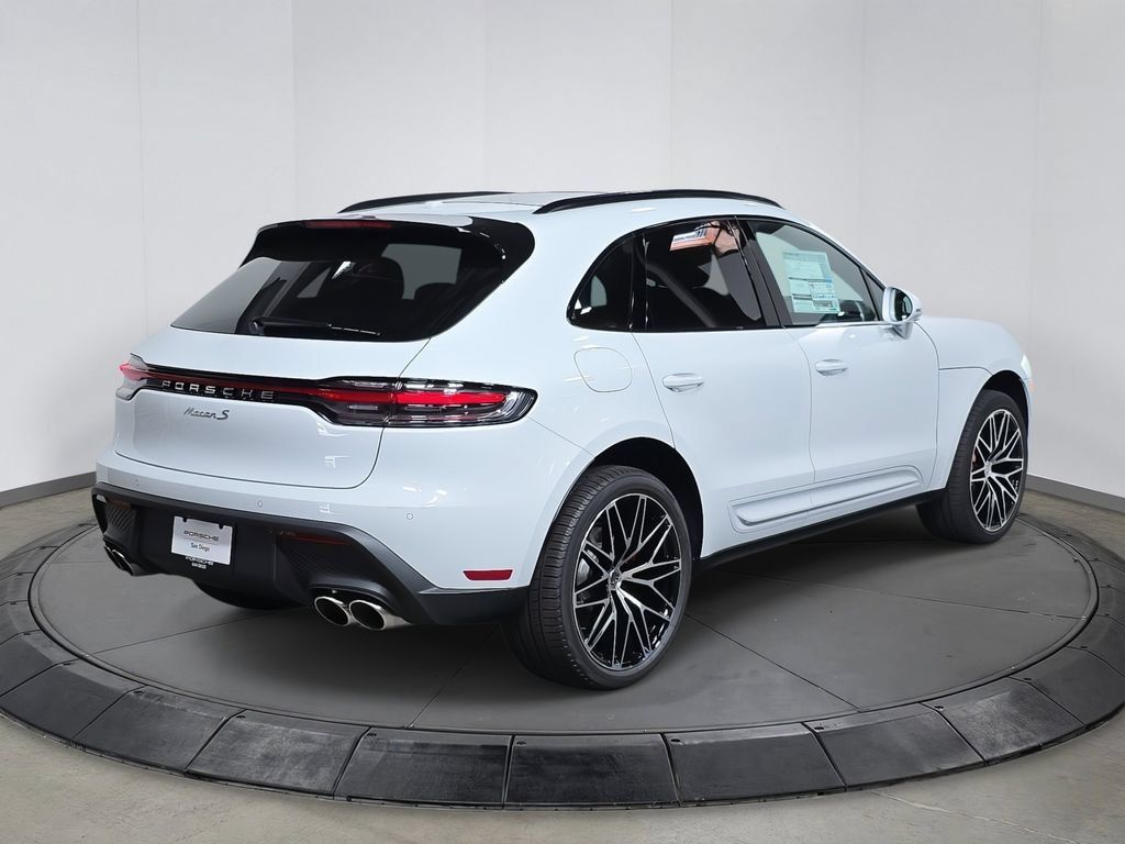 Certified 2026 Porsche Macan S AWD/4WD image 7
