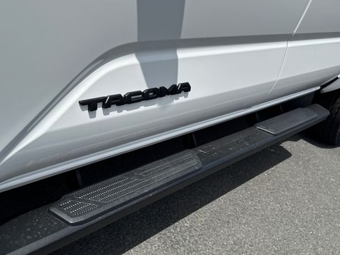 New 2026 Toyota Tacoma SR5 RWD image 8