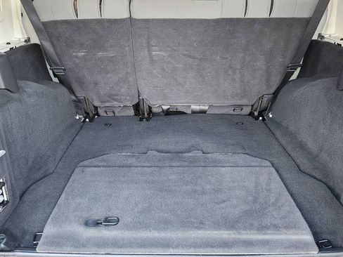 Used 2010 Jeep Wrangler Unlimited Sport image 30