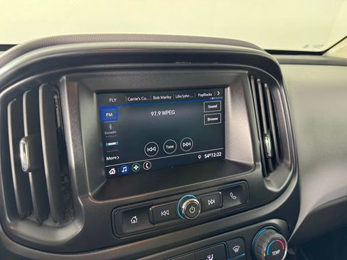 Used 2022 Chevrolet Colorado W/T w/ Custom Special Edition image 19