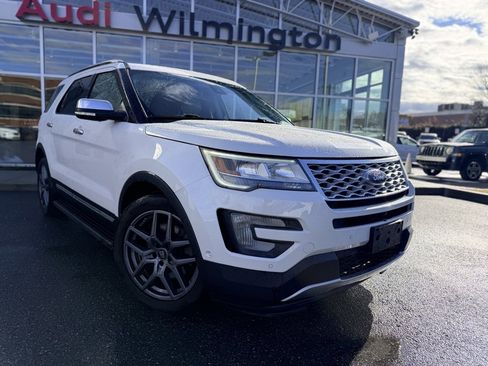 Used 2017 Ford Explorer Platinum image 8