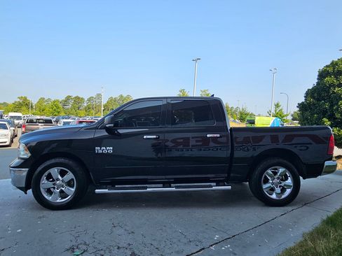 Used 2017 RAM 1500 Big Horn RWD image 4