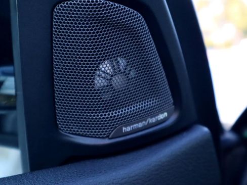 Used 2018 BMW X5 xDrive35i w/ M Sport Package image 11