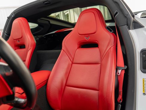 Used 2017 Chevrolet Corvette Grand Sport image 14