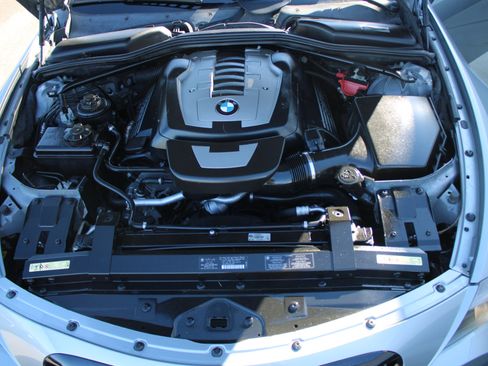 Used 2007 BMW 650i Coupe image 25