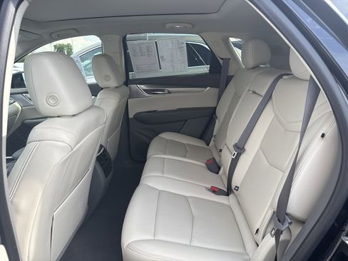 Used 2022 Cadillac XT5 Premium Luxury image 25