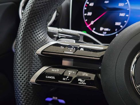 Certified 2025 Mercedes-Benz C 300 4MATIC Sedan image 34