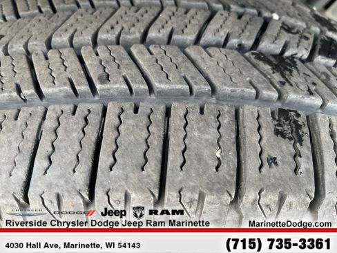 Used 2024 RAM 2500 Big Horn w/ Sport Appearance Package image 12