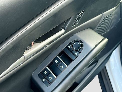 New 2026 MAZDA CX-30 AWD 2.5 S w/ Select Sport Pkg image 18