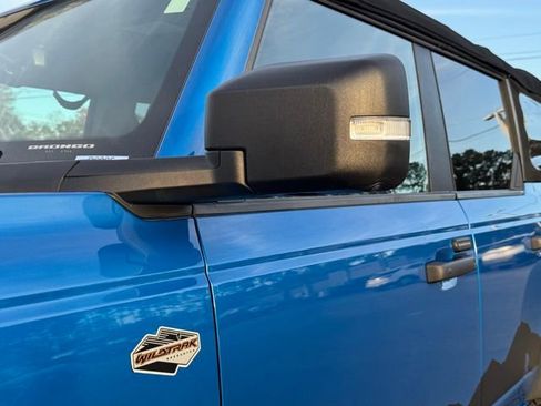 Used 2022 Ford Bronco Wildtrak image 24