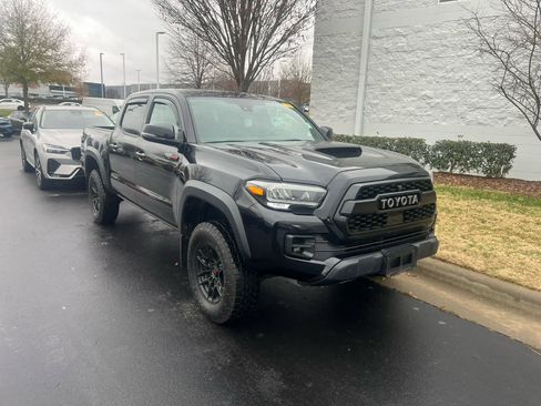 Used 2020 Toyota Tacoma TRD Pro image 2