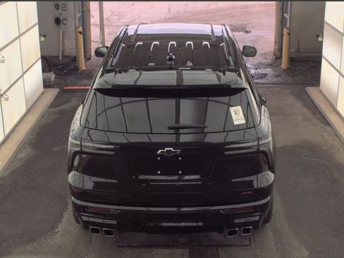 Used 2024 Chevrolet Traverse RS w/ LPO, Floor Liner Package image 6