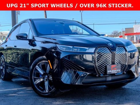 Used 2025 BMW iX xDrive50 image 3