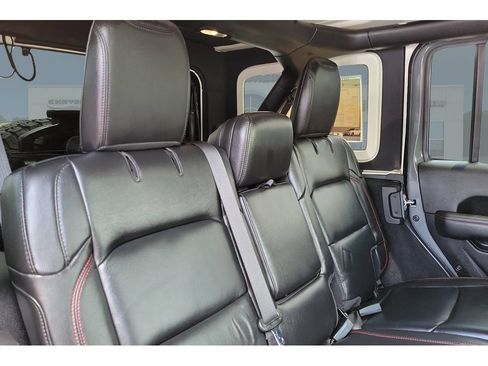 Used 2019 Jeep Wrangler Unlimited Rubicon AWD/4WD image 37