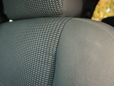 Used 2006 Dodge Ram 2500 Truck SLT w/ Quad Cab Big Horn Value Group image 10