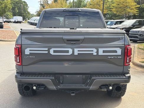 Used 2018 Ford F150 Raptor w/ Equipment Group 802A Luxury AWD/4WD image 4
